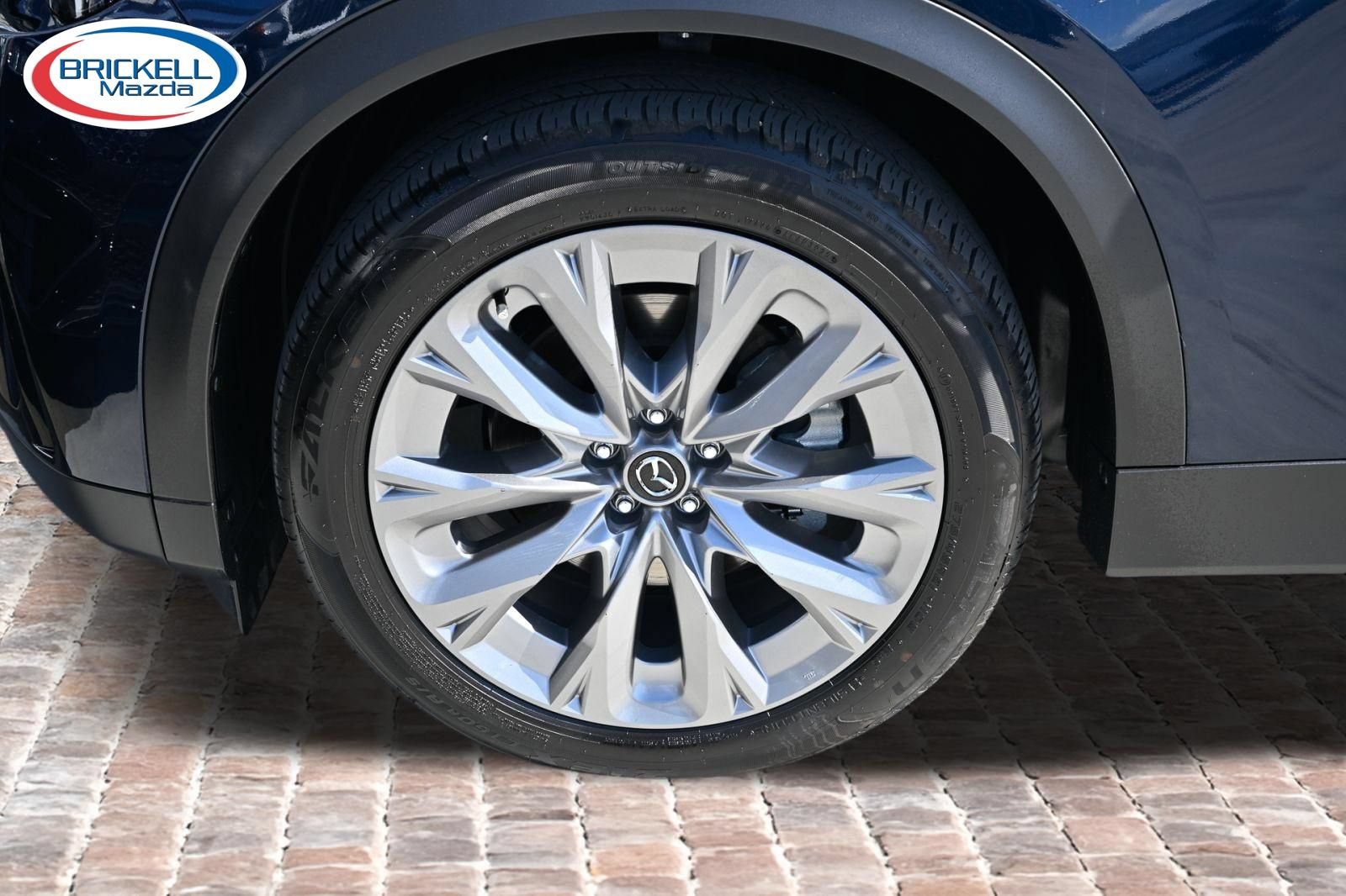 Used 2026 MAZDA CX-90 Plug-In Hybrid w/ Preferred AWD/4WD image 39