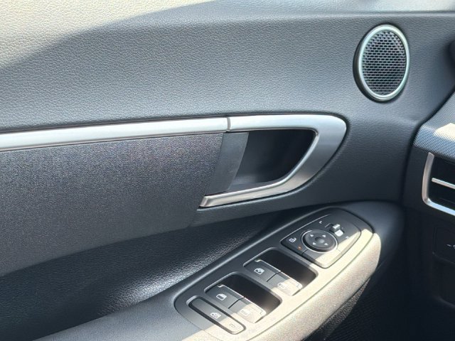 New 2026 Hyundai Sonata SE FWD image 24
