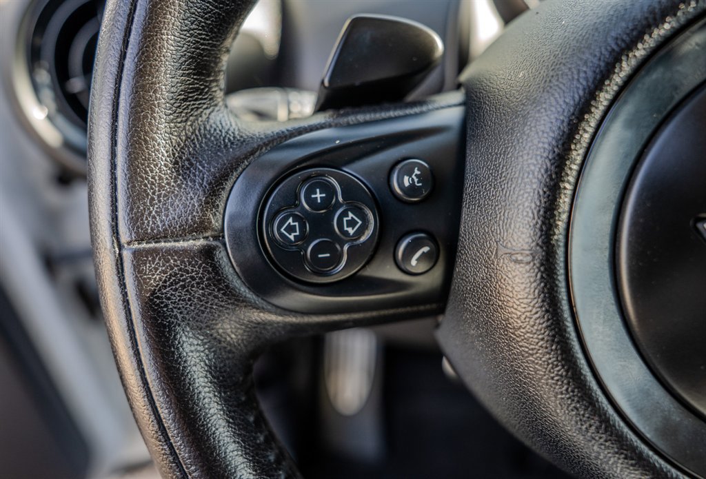 Used 2015 MINI Cooper Paceman S image 16