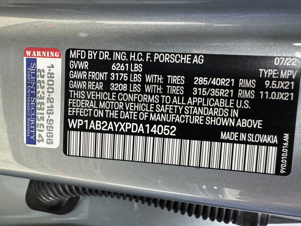 Used 2023 Porsche Cayenne S AWD/4WD image 31
