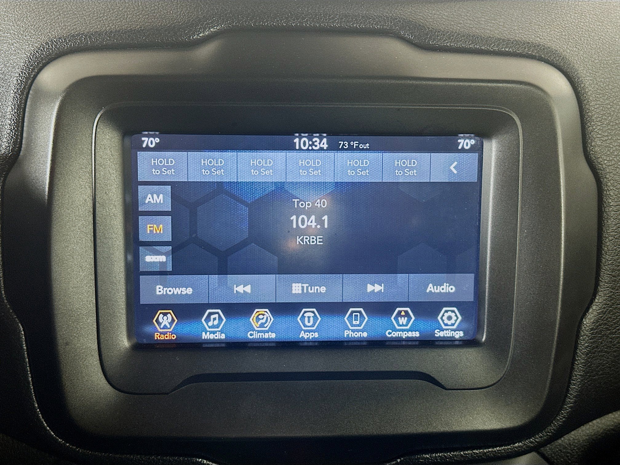 Used 2020 Jeep Renegade Latitude FWD image 19