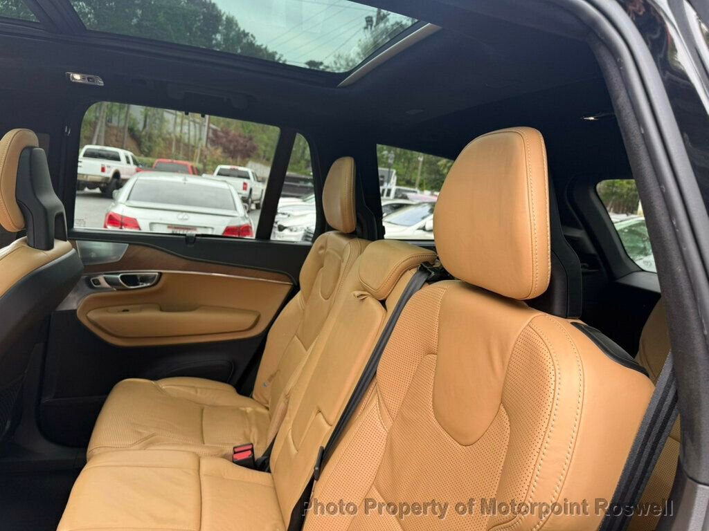 Used 2017 Volvo XC90 T8 Inscription w/ Luxury Package AWD/4WD image 11