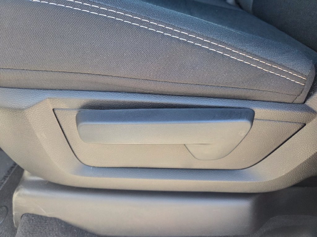 Used 2025 RAM 2500 Big Horn AWD/4WD image 7