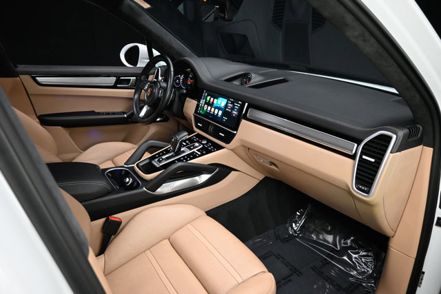 Used 2019 Porsche Cayenne Turbo w/ Premium Plus Package image 59
