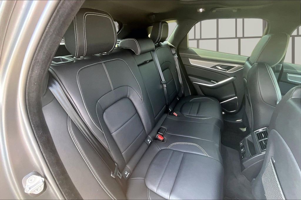 Used 2026 Jaguar F-PACE R-Dynamic S image 28