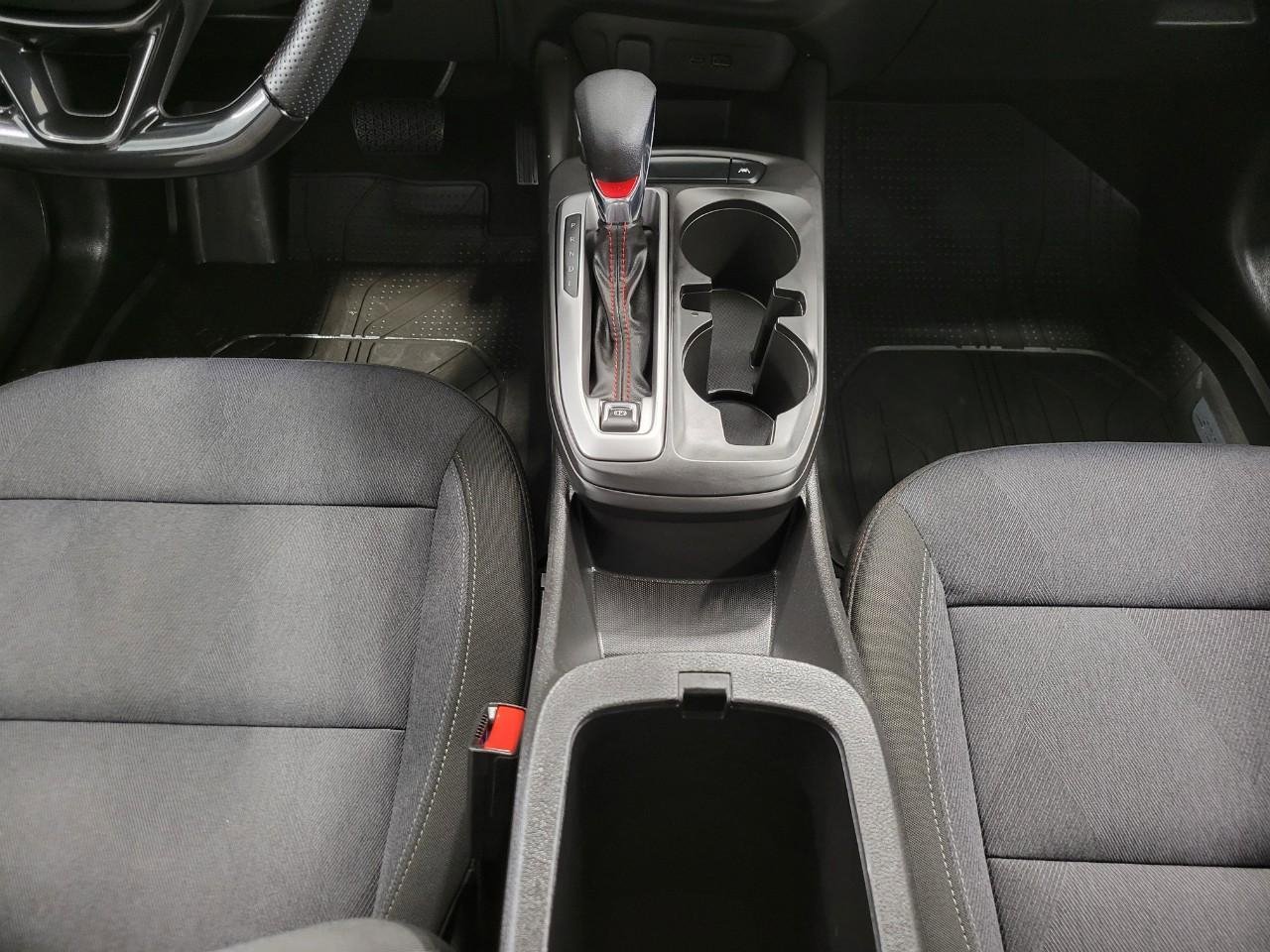 Certified 2024 Chevrolet Trax RS w/ Driver Confidence Package image 17