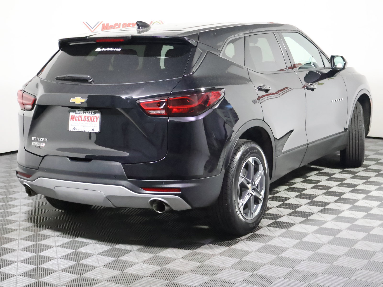 Used 2026 Chevrolet Blazer LT FWD image 5
