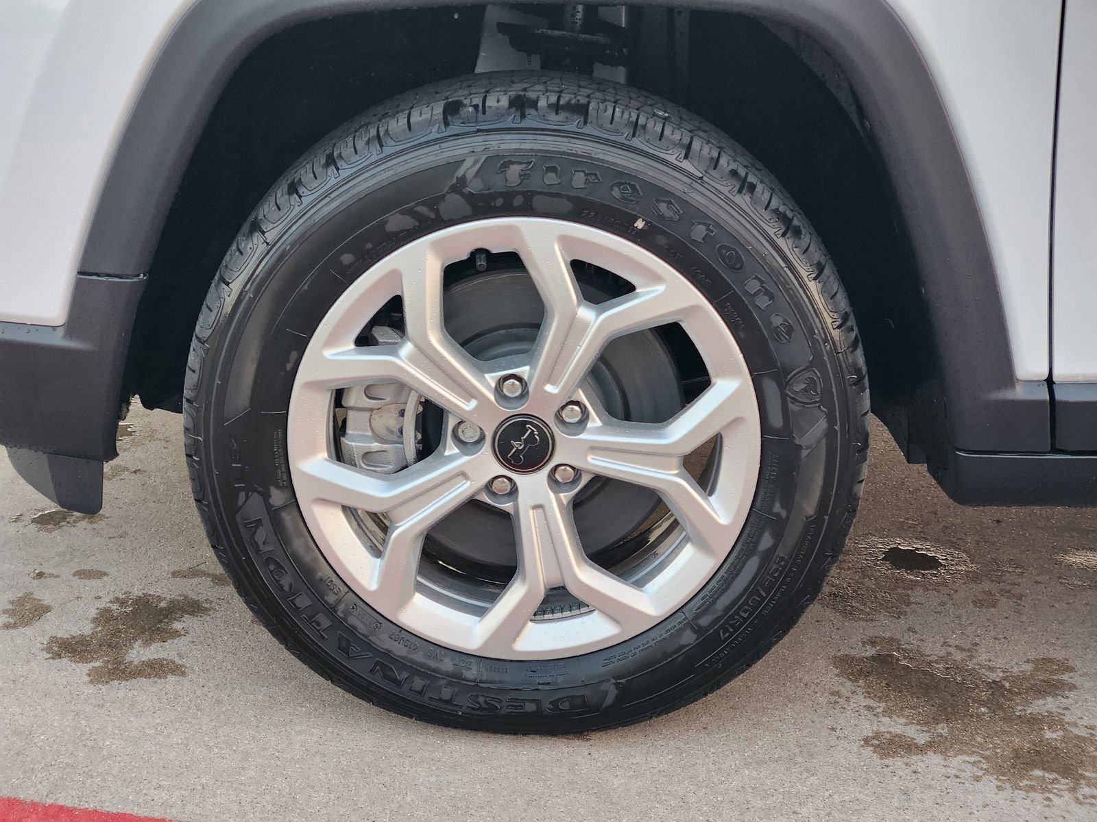 New 2026 Jeep Compass Latitude image 11