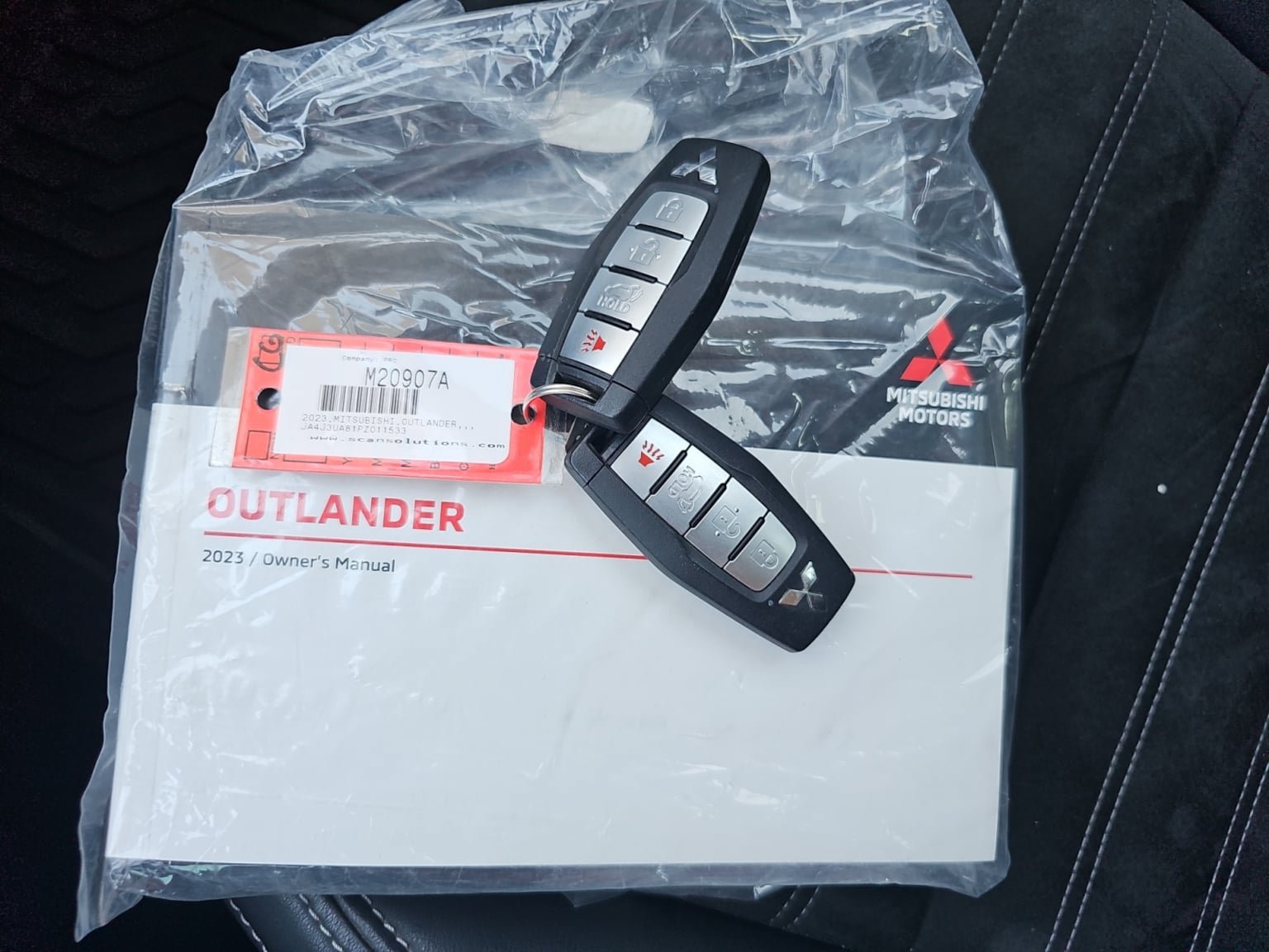 Used 2023 Mitsubishi Outlander SE FWD image 25