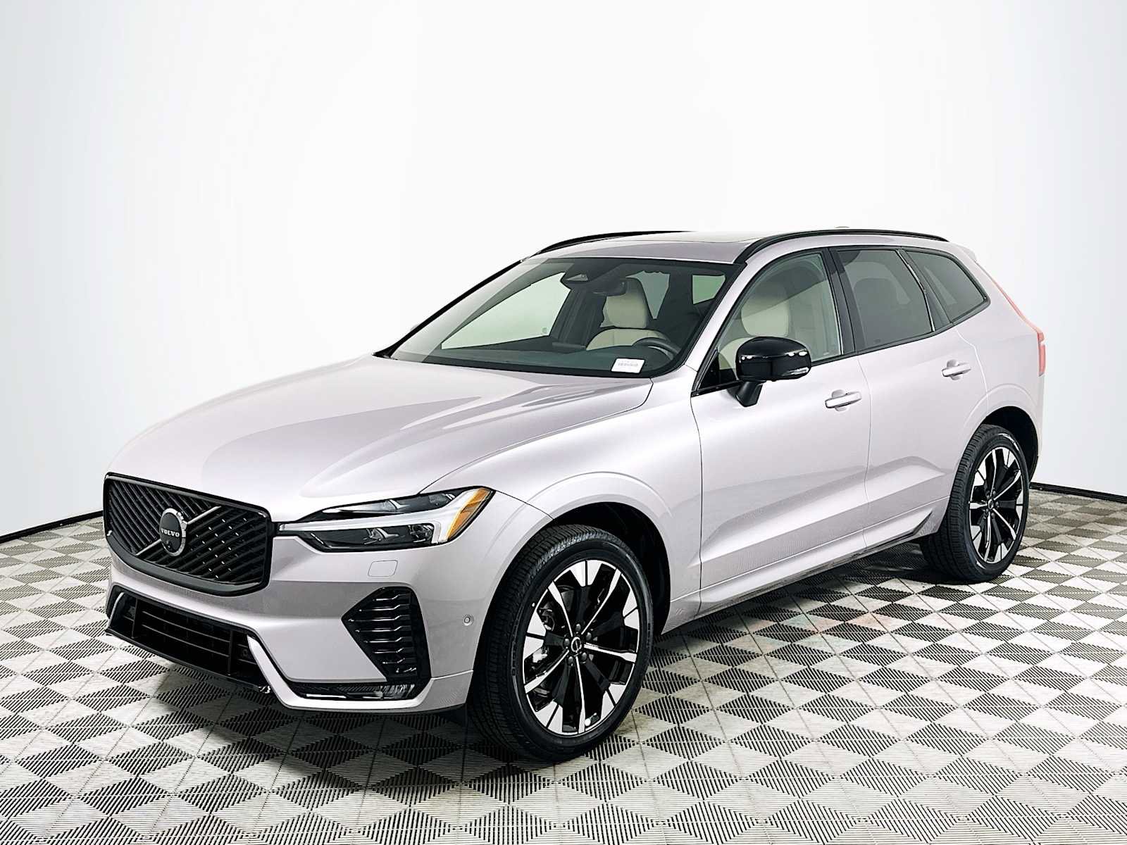 New 2026 Volvo XC60 B5 Plus w/ Climate Package image 3