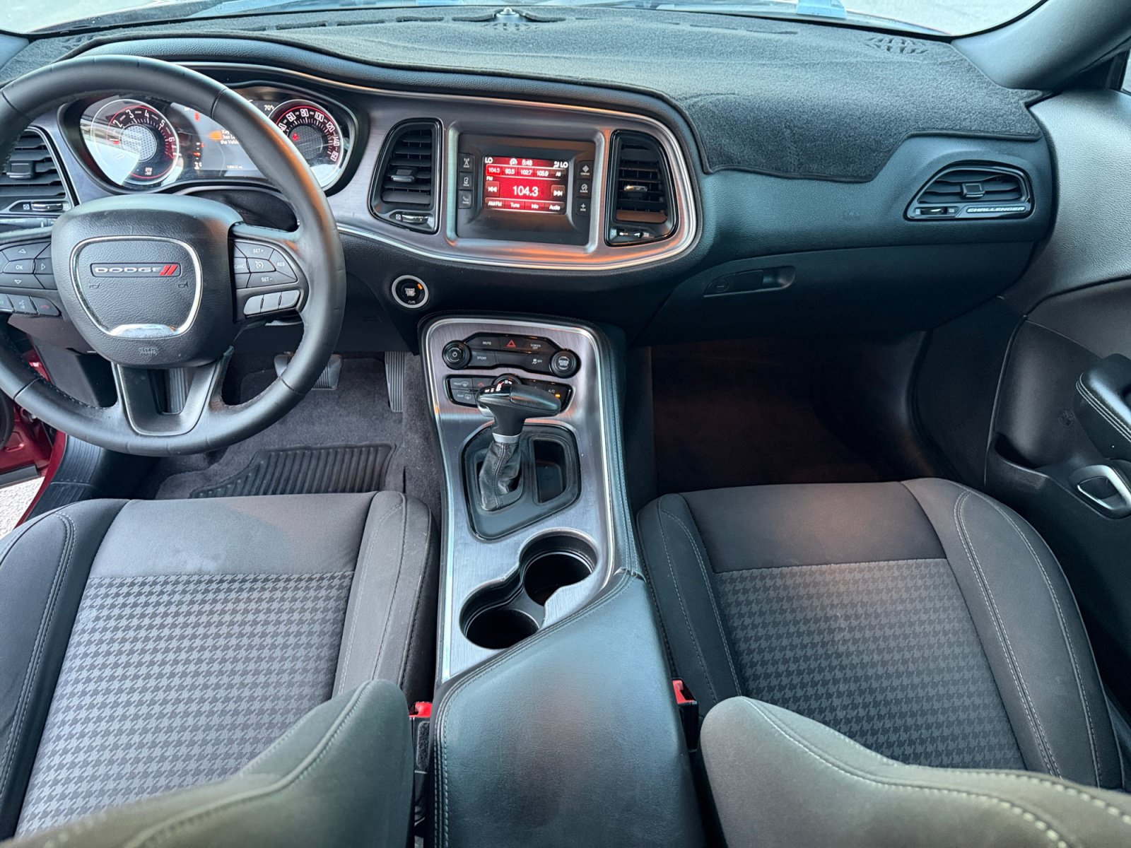 Used 2017 Dodge Challenger SXT RWD image 12