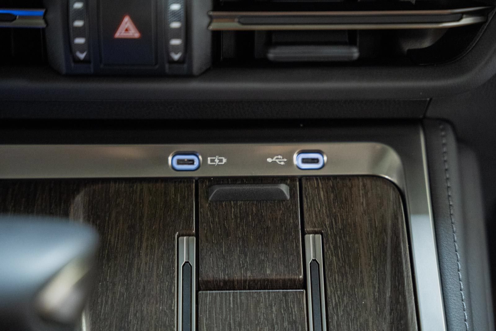 Used 2025 Lexus GX 550 w/ Cold Area Package AWD/4WD image 31