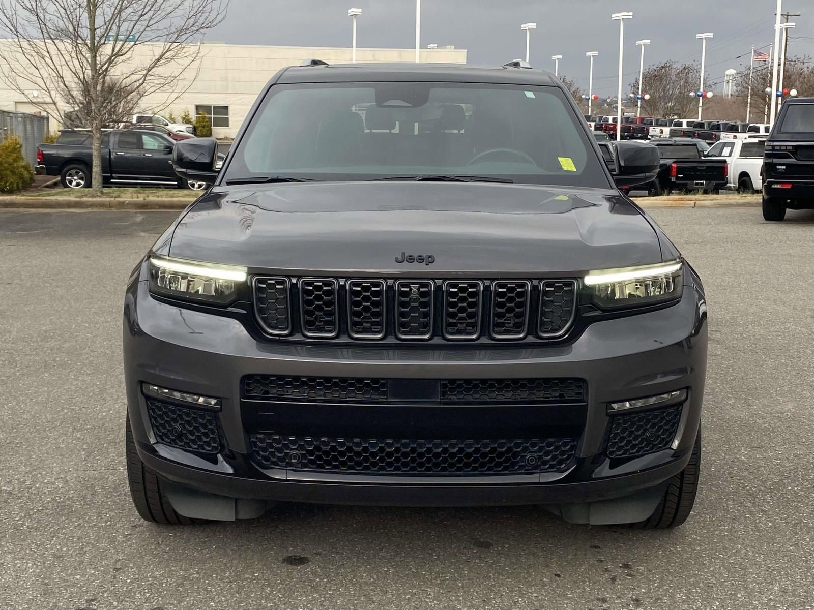 Used 2023 Jeep Grand Cherokee L Summit w/ High Altitude Package image 2