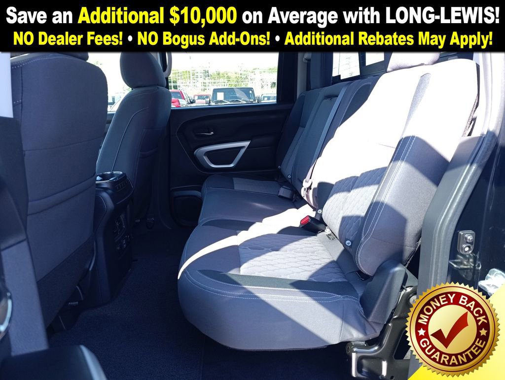 Used 2024 Nissan Titan SV w/ SV Convenience Package image 28