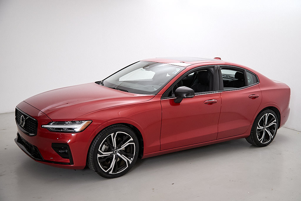 Certified 2024 Volvo S60 B5 Plus AWD/4WD image 6