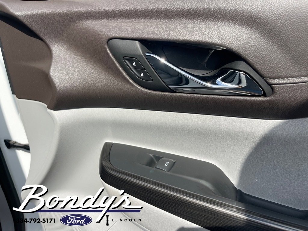 Used 2023 GMC Acadia SLT w/ Technology Package image 26