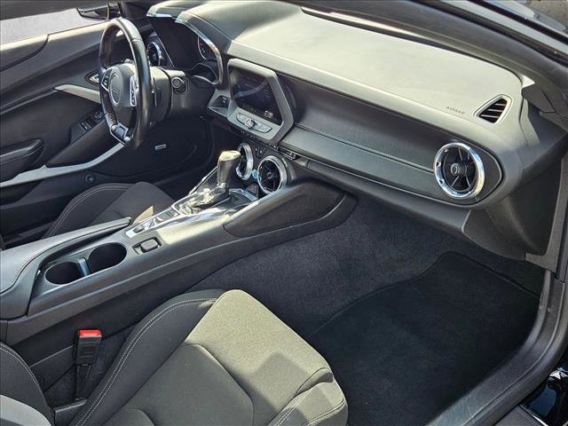 Used 2020 Chevrolet Camaro LT w/ RS Package image 21