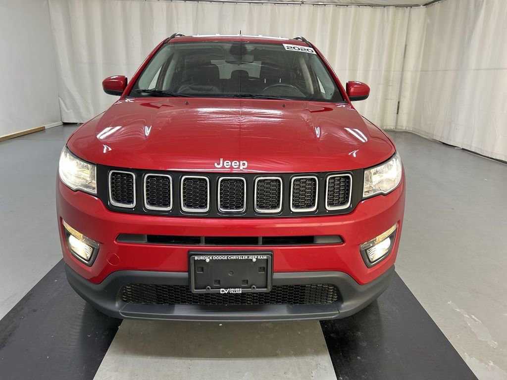 Used 2020 Jeep Compass Latitude w/ Cold Weather Group image 3
