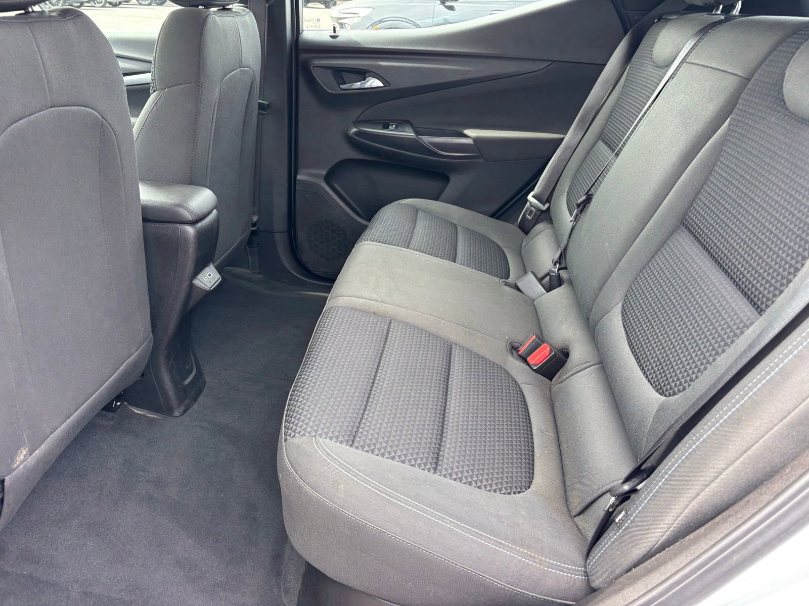 Used 2023 Chevrolet Bolt EUV LT FWD image 20