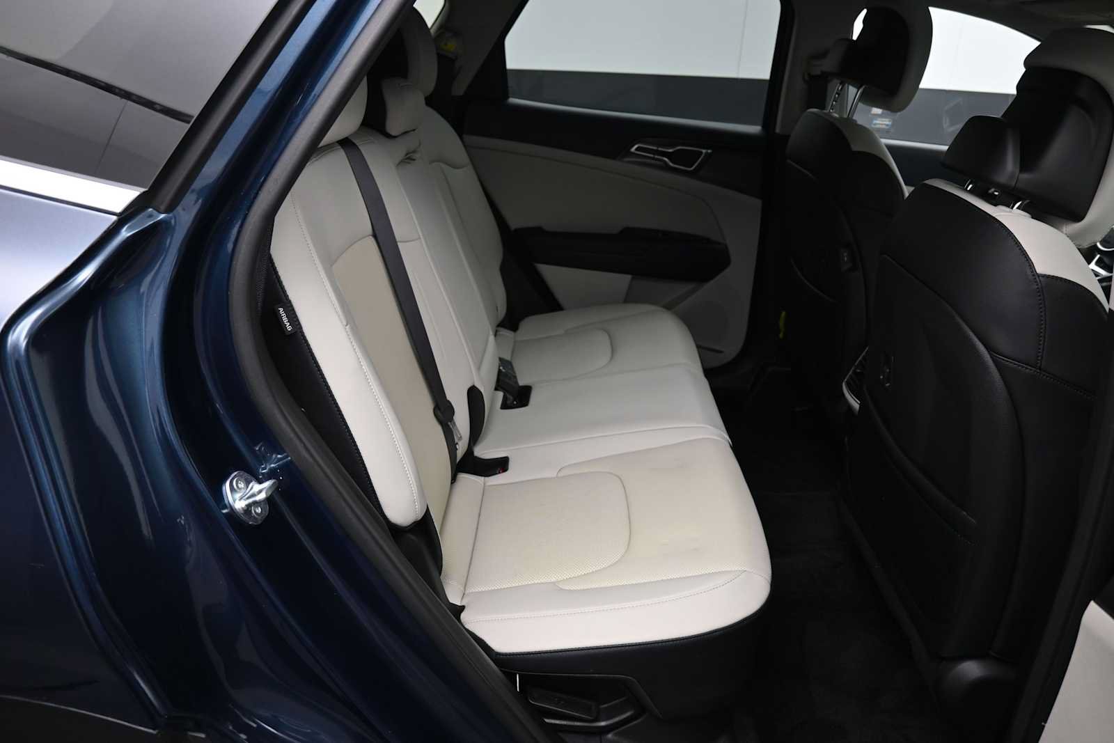 Used 2025 Kia Sportage EX w/ EX Premium Package AWD/4WD image 25