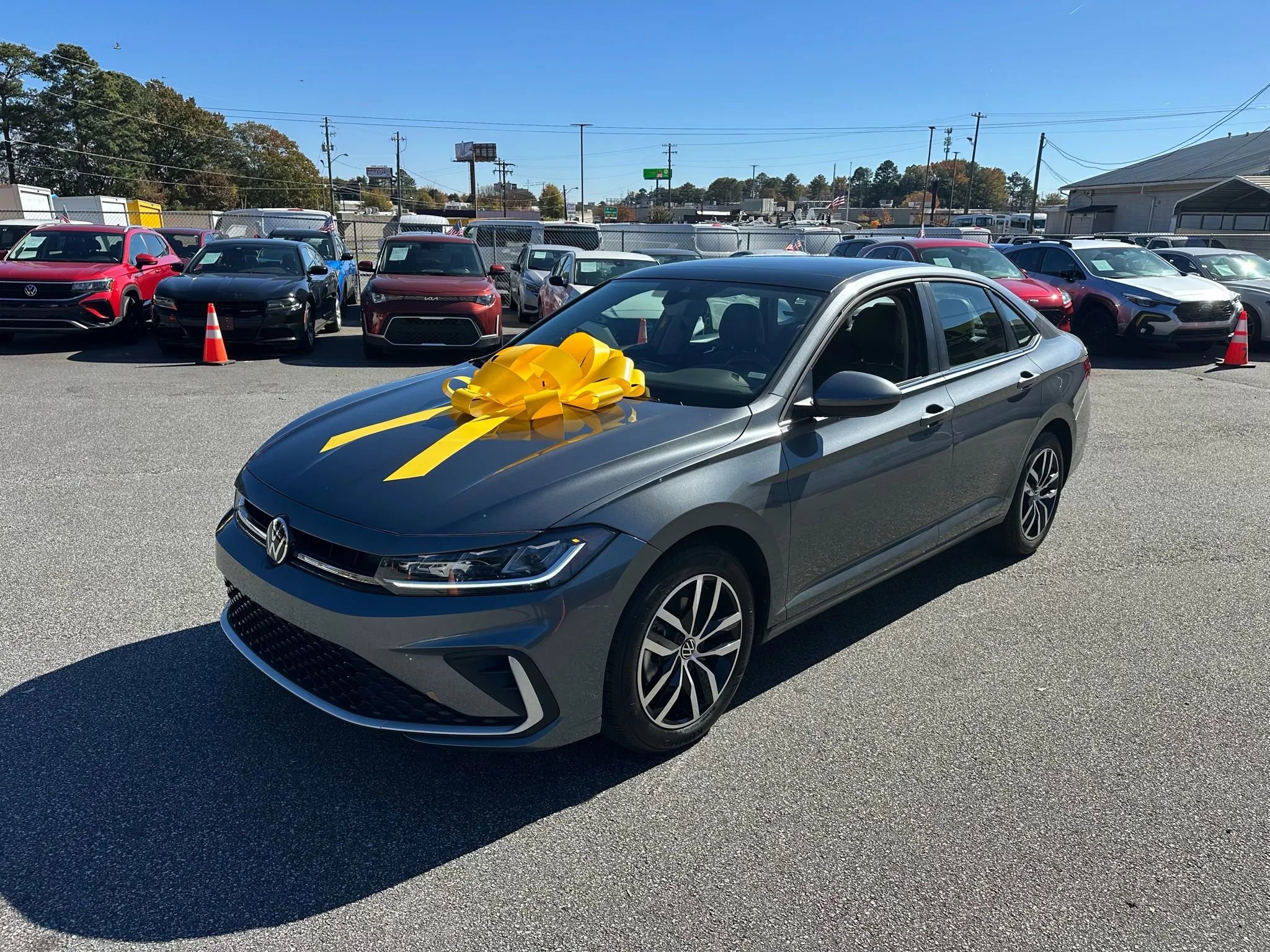 Used 2025 Volkswagen Jetta SE