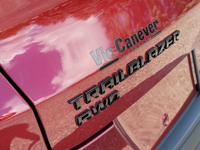 Used 2025 Chevrolet TrailBlazer RS w/ Convenience Package AWD/4WD image 29
