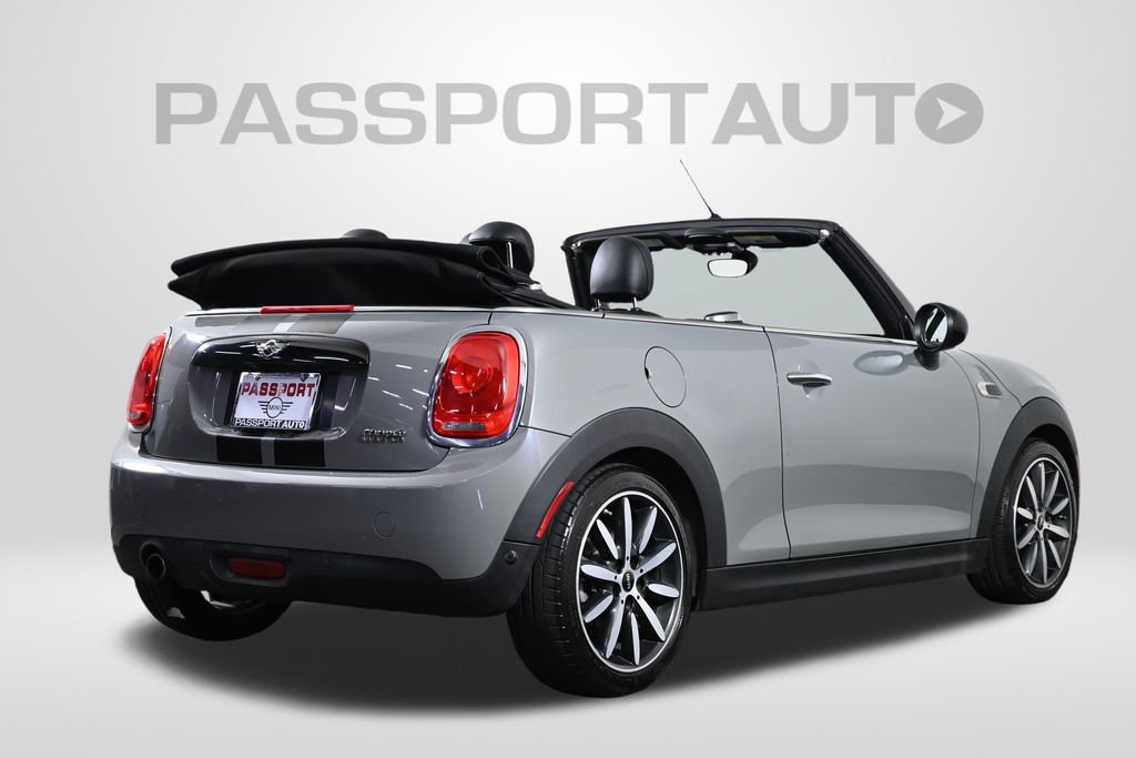 Used 2017 MINI Cooper Convertible image 9