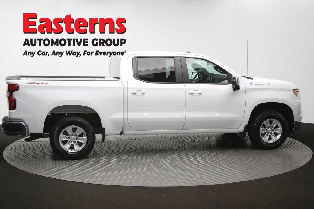 Used 2025 Chevrolet Silverado 1500 LT AWD/4WD image 45
