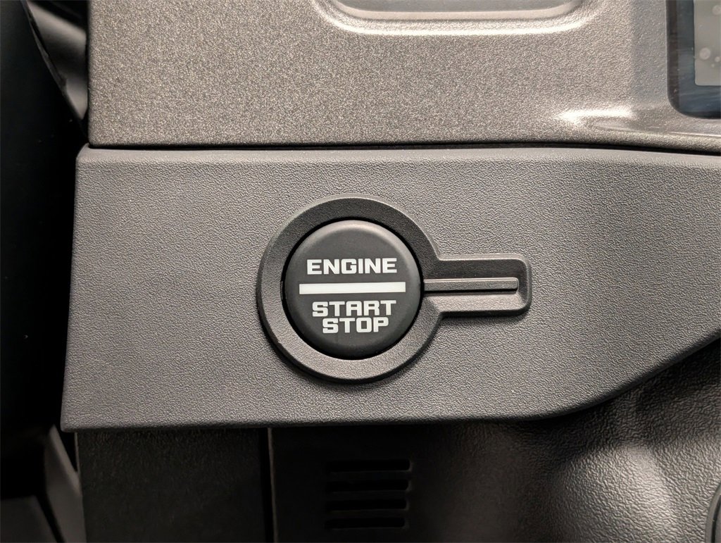 New 2025 Ford Bronco 4-Door image 39