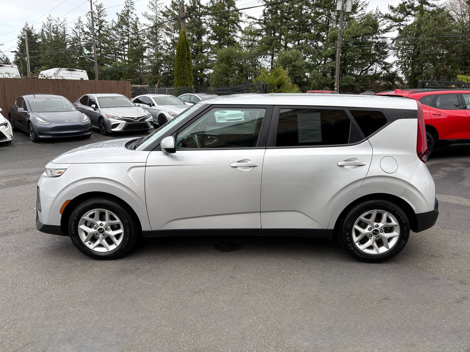 Used 2021 Kia Soul S image 3