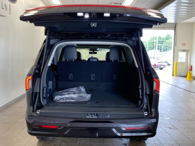 New 2027 Lincoln Navigator L Reserve AWD/4WD image 9