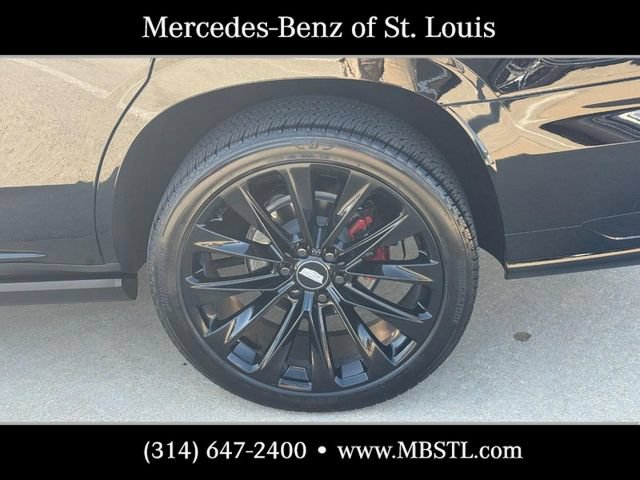 Used 2026 Cadillac Escalade V w/ LPO, ONYX Package AWD/4WD image 8
