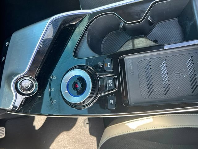 Certified 2023 Kia EV6 GT-Line w/ GT-Line Suede Seat Package RWD image 17