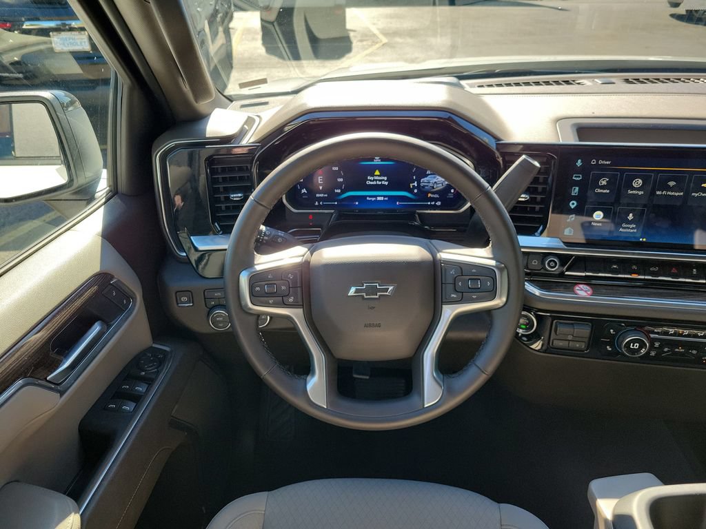 Used 2026 Chevrolet Silverado 1500 RST AWD/4WD image 13