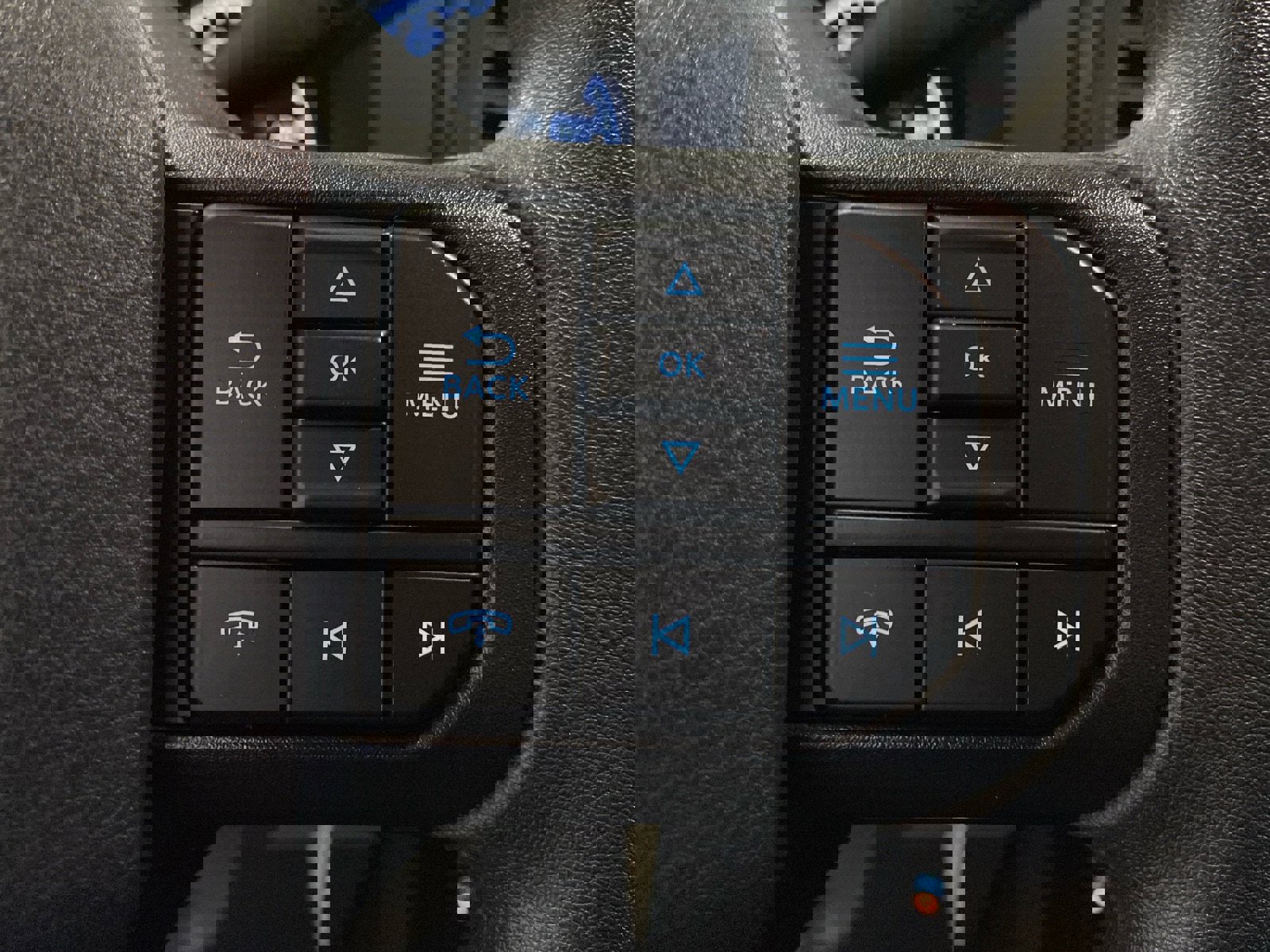 New 2025 Ford F350 XLT w/ FX4 Off-Road Package image 15