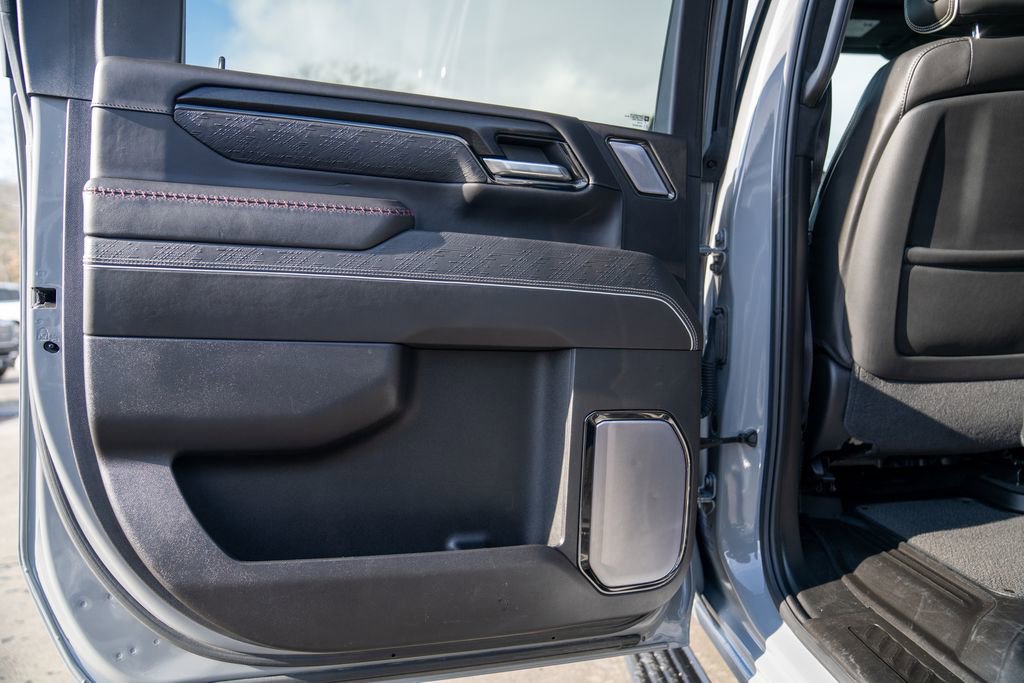 Used 2024 GMC Sierra 2500 AT4X image 20