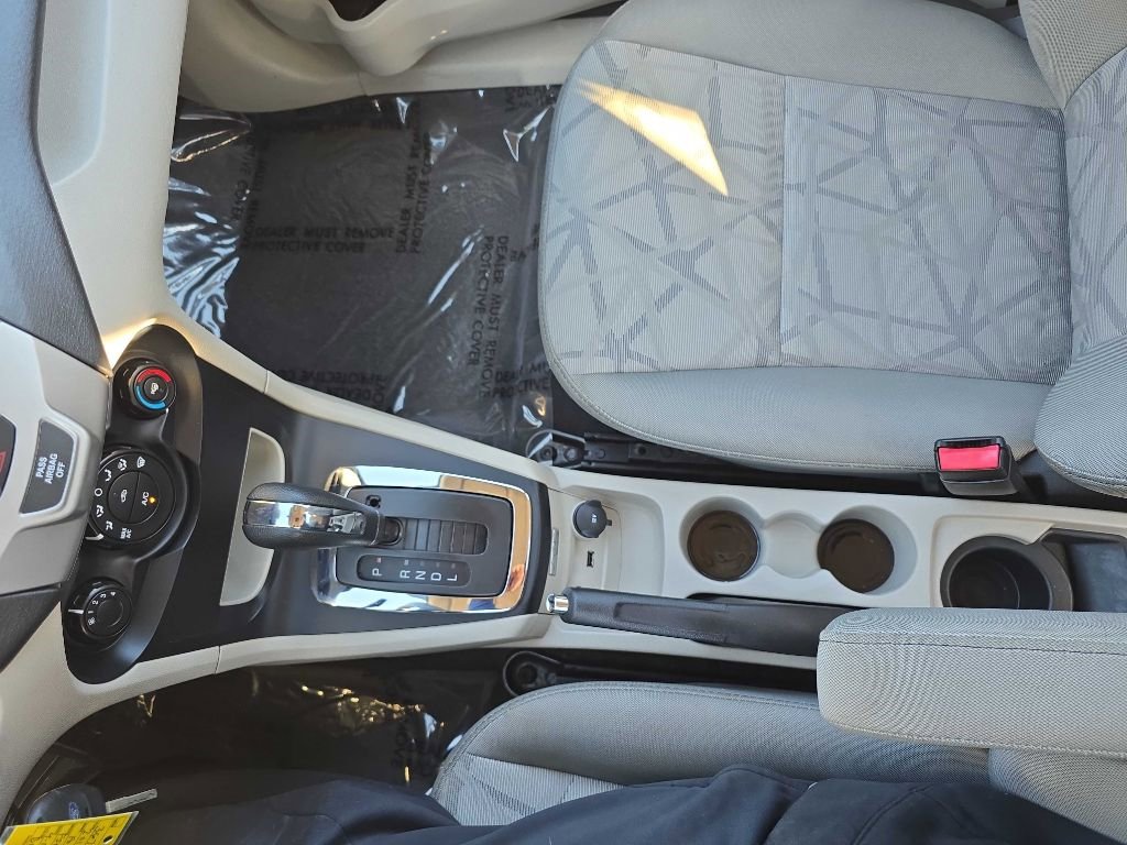 Used 2013 Ford Fiesta SE image 16