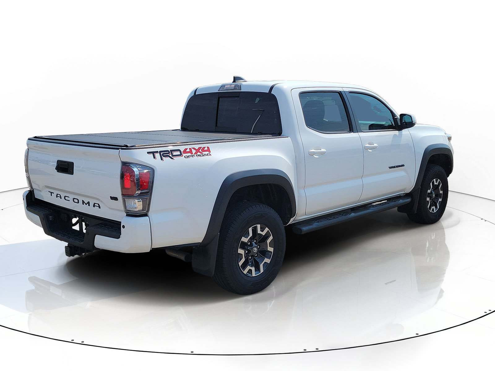 Used 2020 Toyota Tacoma TRD Off-Road w/ Technology Package AWD/4WD image 3