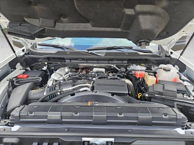 New 2026 Chevrolet Silverado 2500 ZR2 AWD/4WD image 17