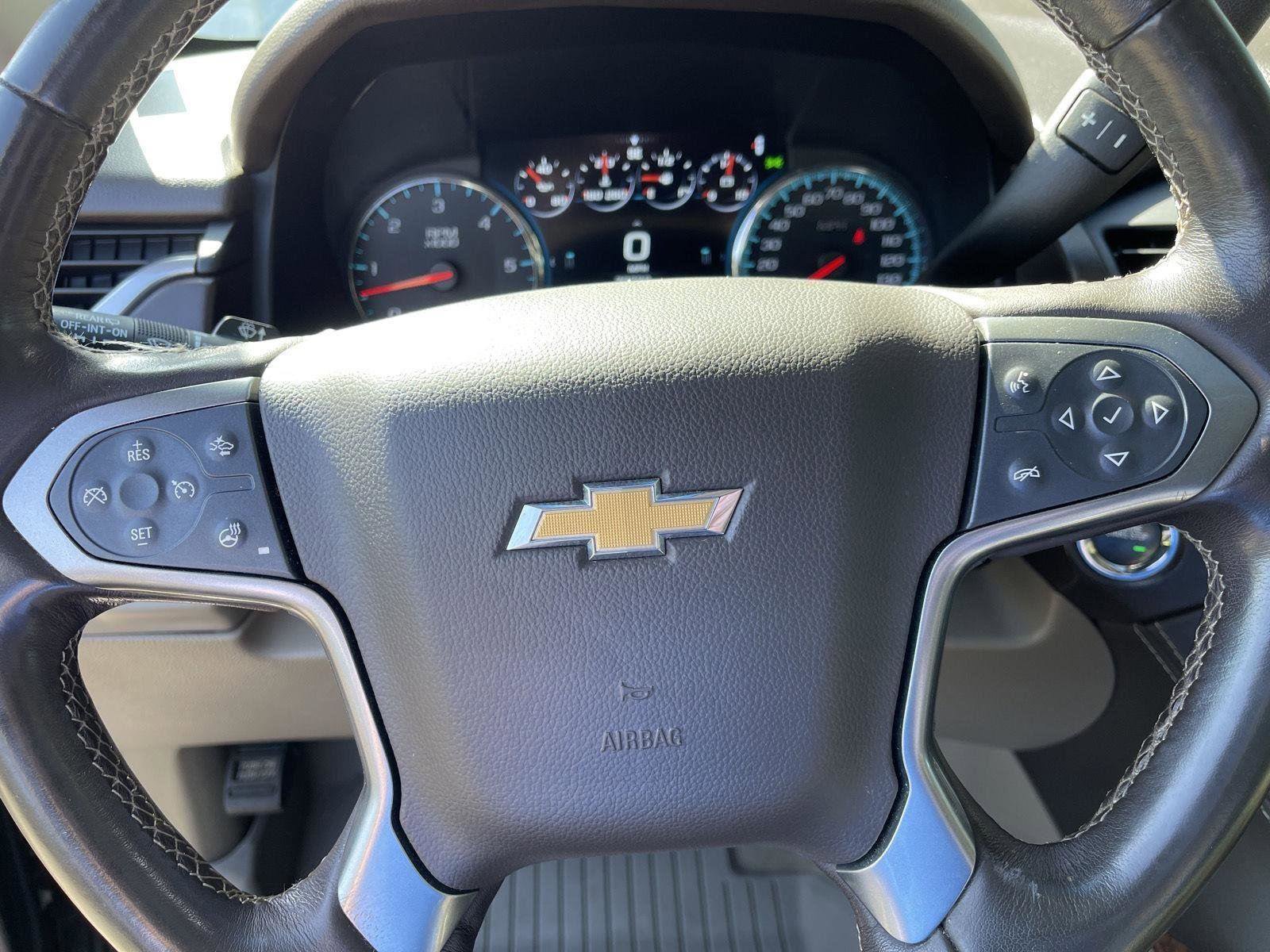 Used 2020 Chevrolet Tahoe Premier w/ Premier 6.2L Value Package image 24