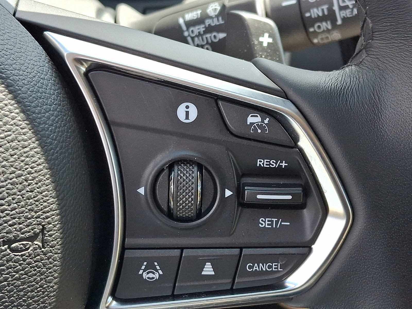 Certified 2023 Acura RDX AWD w/ Advance Package image 25