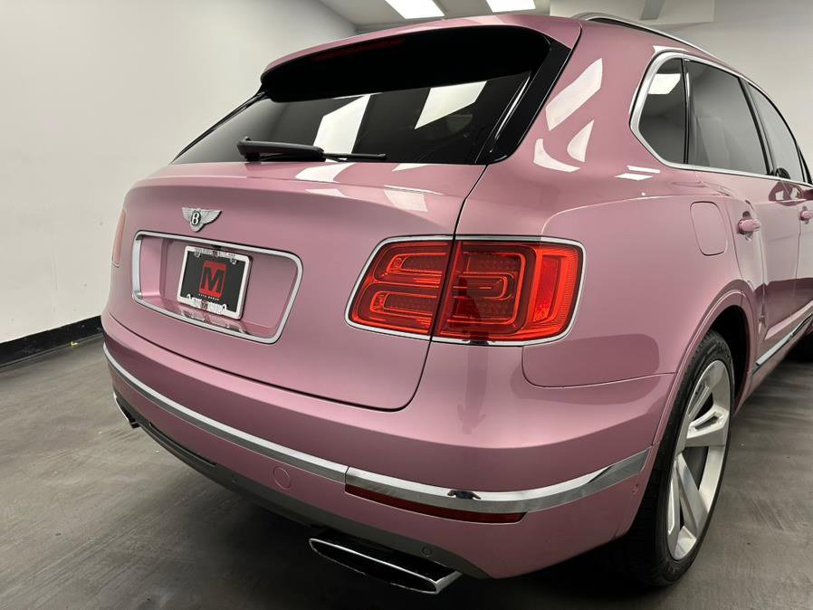 Used 2018 Bentley Bentayga image 15