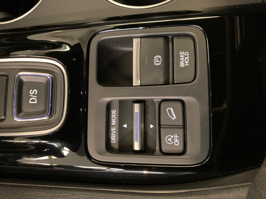 Used 2025 Honda Pilot Sport image 36