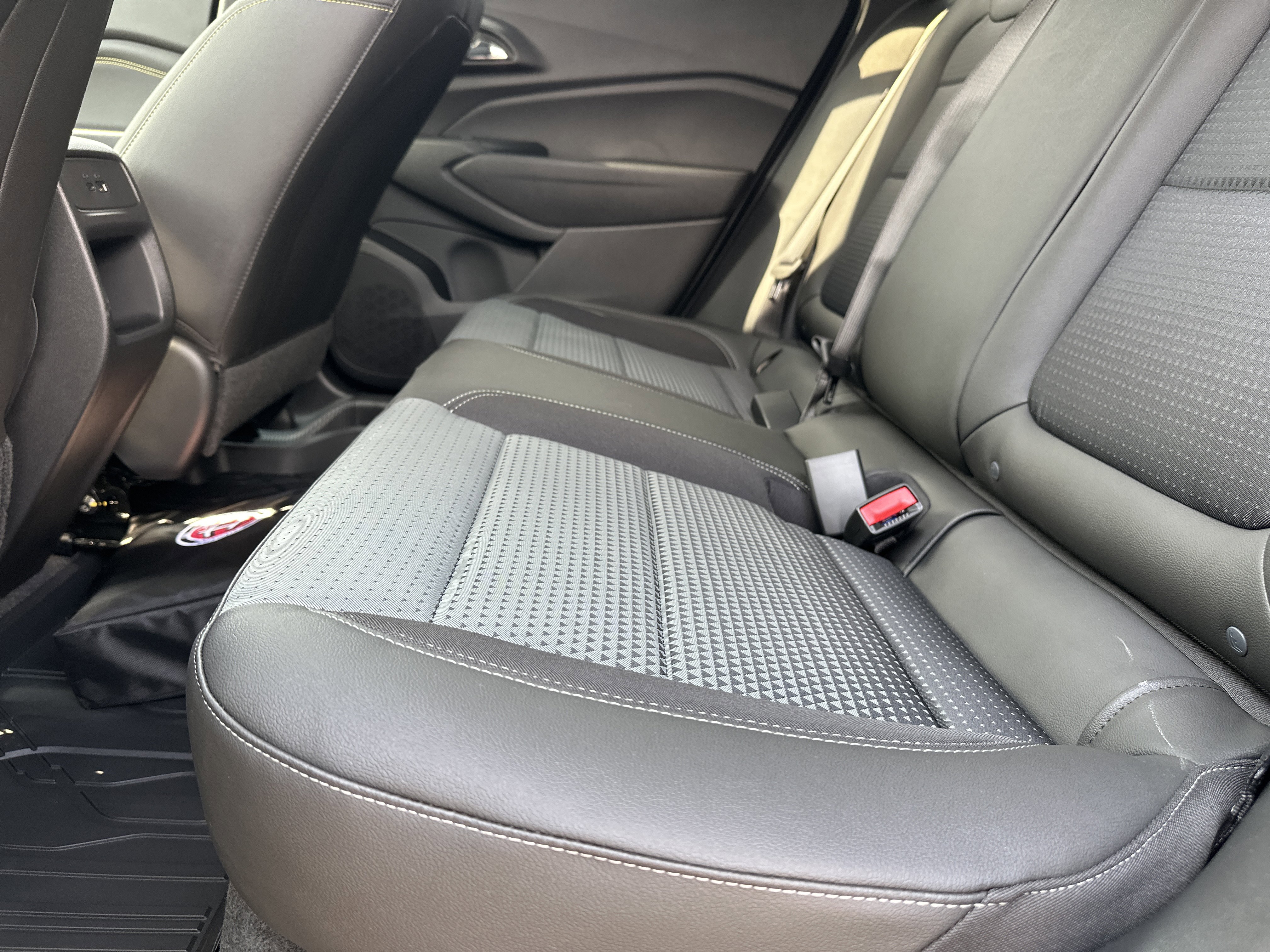 New 2026 Chevrolet Trax LT w/ Driver Confidence Package FWD image 22