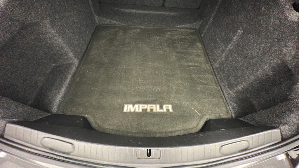 Used 2015 Chevrolet Impala LT FWD image 25