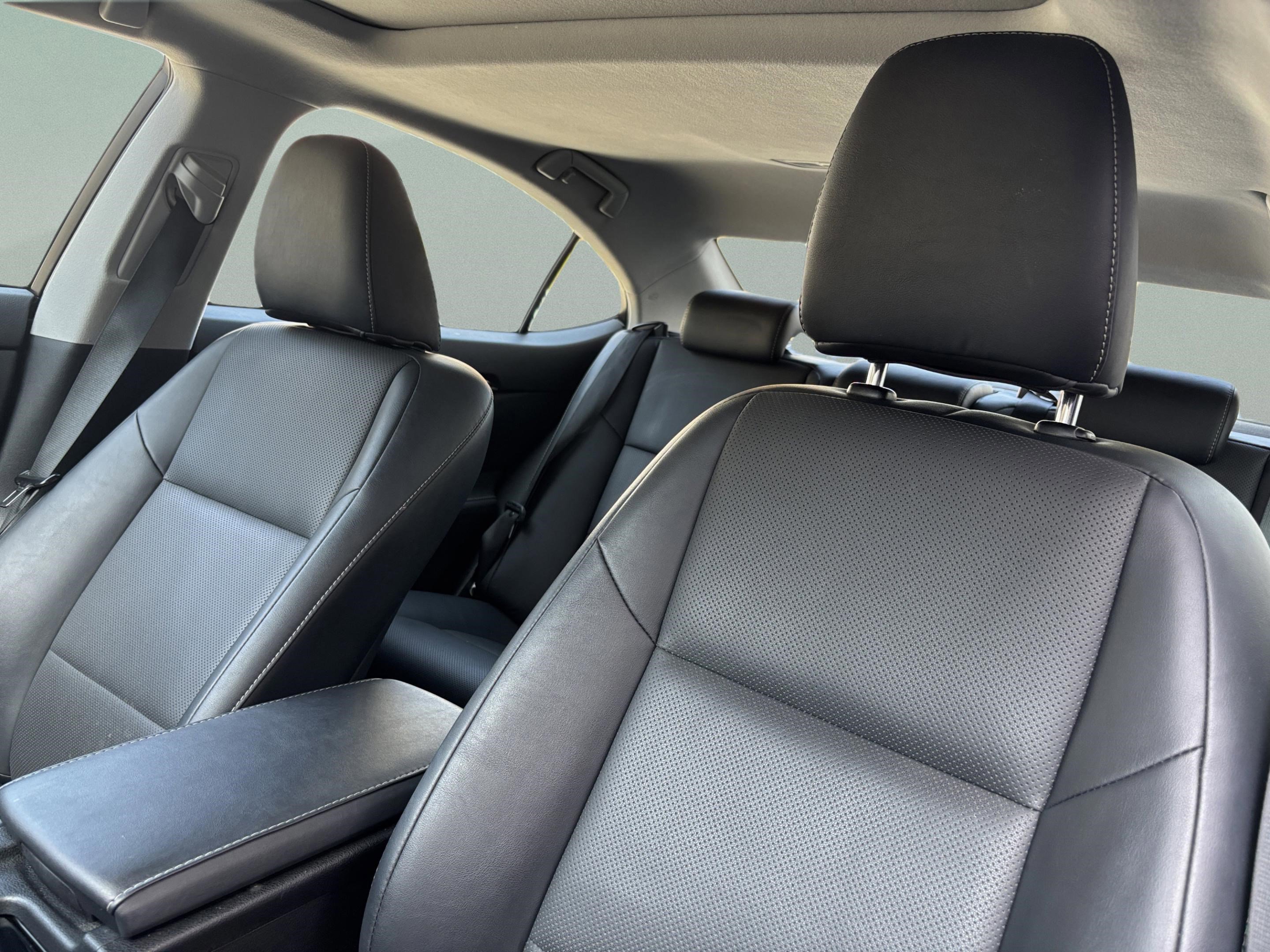 Used 2017 Lexus ES 350 w/ Premium Package image 23