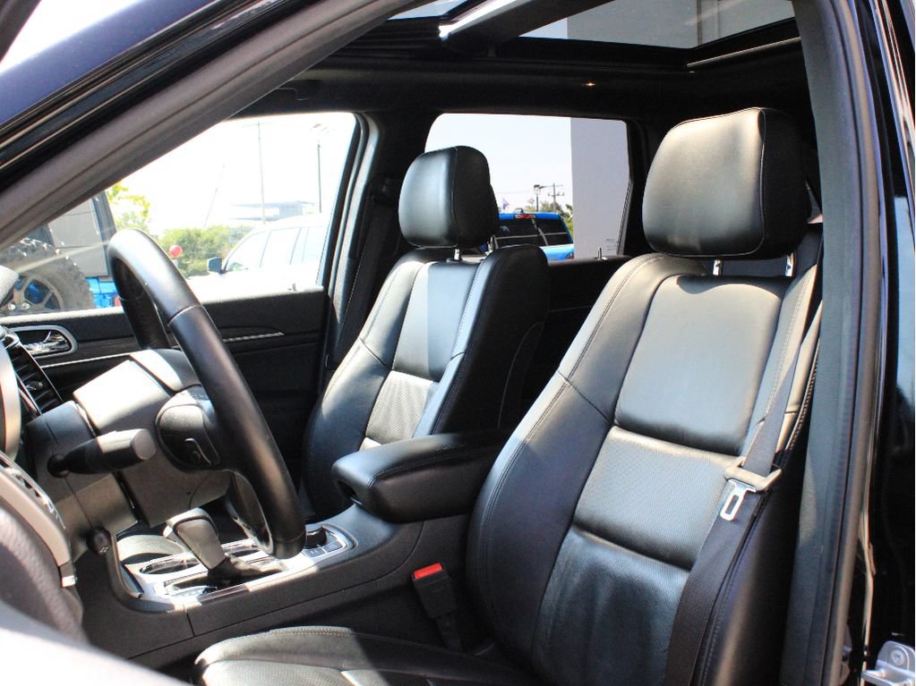 Used 2021 Jeep Grand Cherokee Limited w/ Luxury Group II AWD/4WD image 10