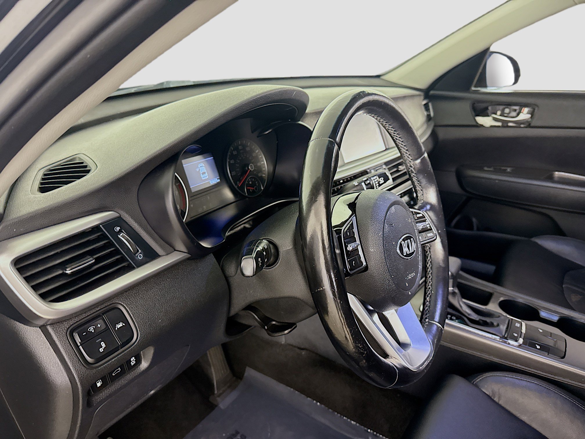 Used 2020 Kia Optima SE image 23