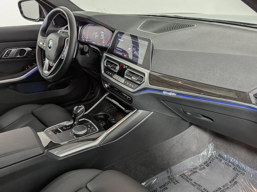 Used 2021 BMW 330i xDrive Sedan w/ Convenience Package image 28