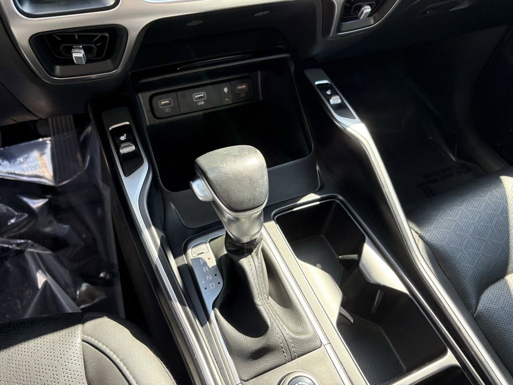 Used 2023 Kia Sorento S image 26